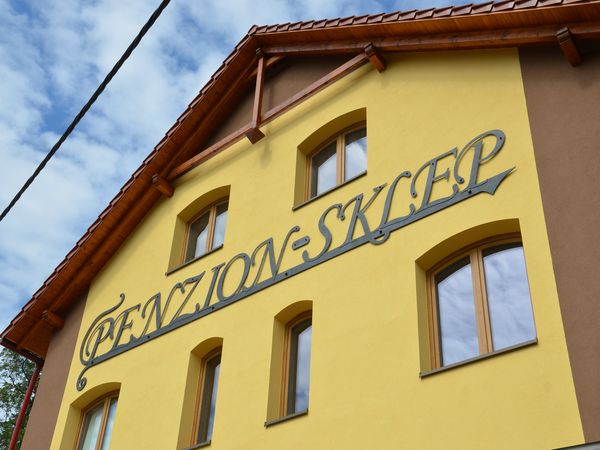 kovaný nápis