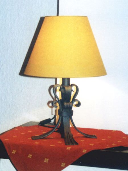 Stolní lampa  class=