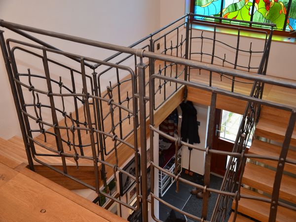 Zábradlí schodiště a galerie. class=